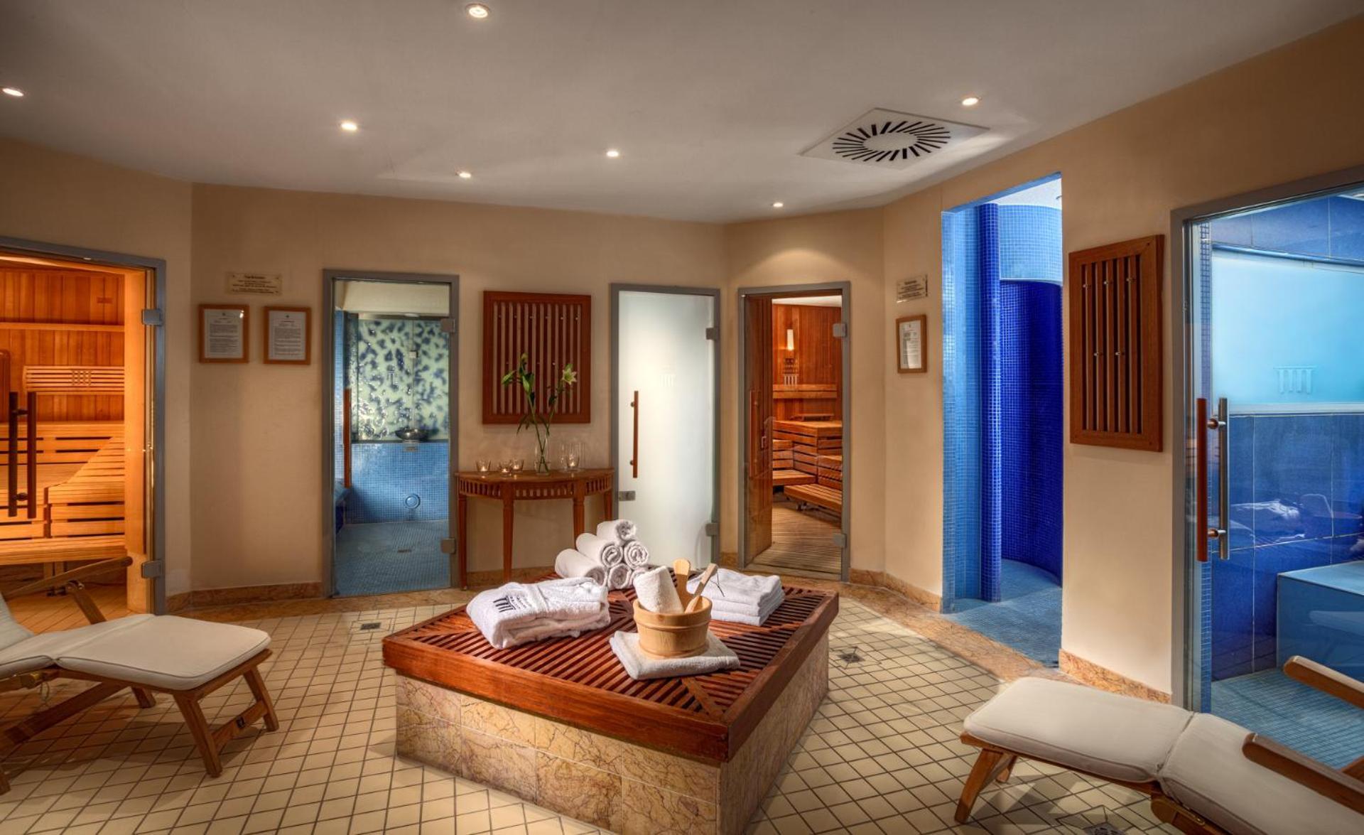 Hotel Vier Jahreszeiten Binz - Adults Only Dış mekan fotoğraf